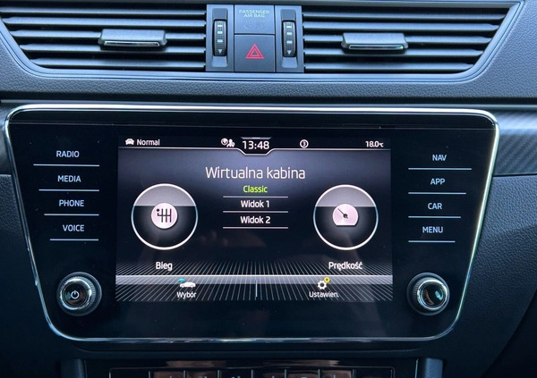 Skoda Superb cena 182850 przebieg: 13589, rok produkcji 2023 z Wolbórz małe 704